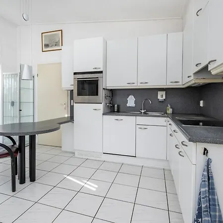 Summer House On Quiet Park Close To *